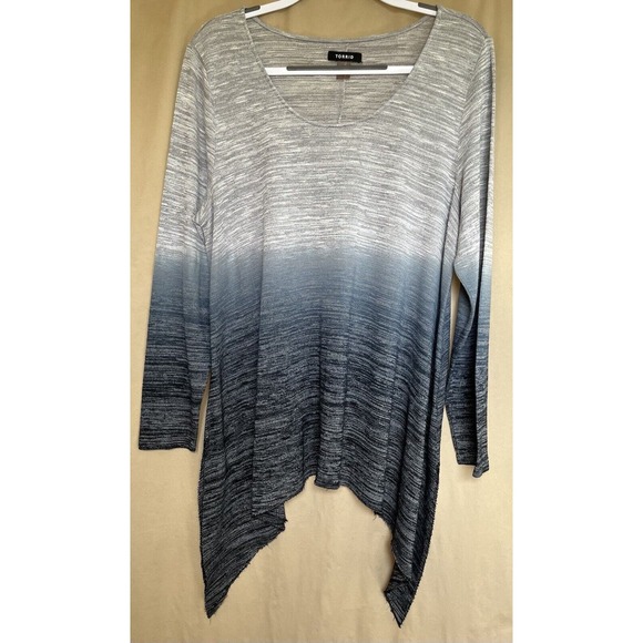 TORRID Womens Gray Ombre Long Sleeve Shark Bite Tunic Top Shirt Size 2 (18/20) - Picture 1 of 4